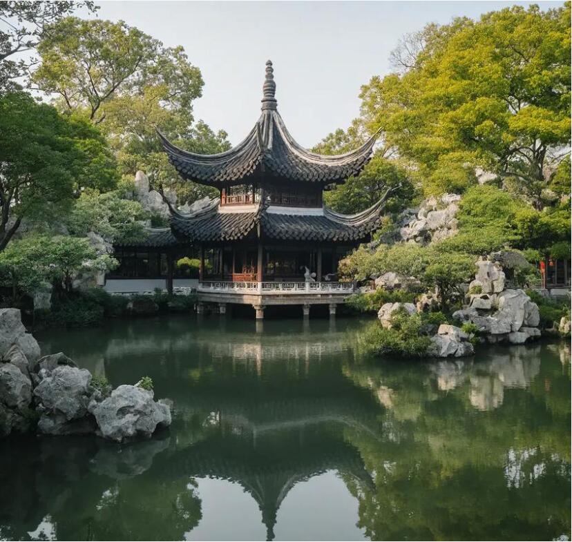 大理斑驳餐饮有限公司